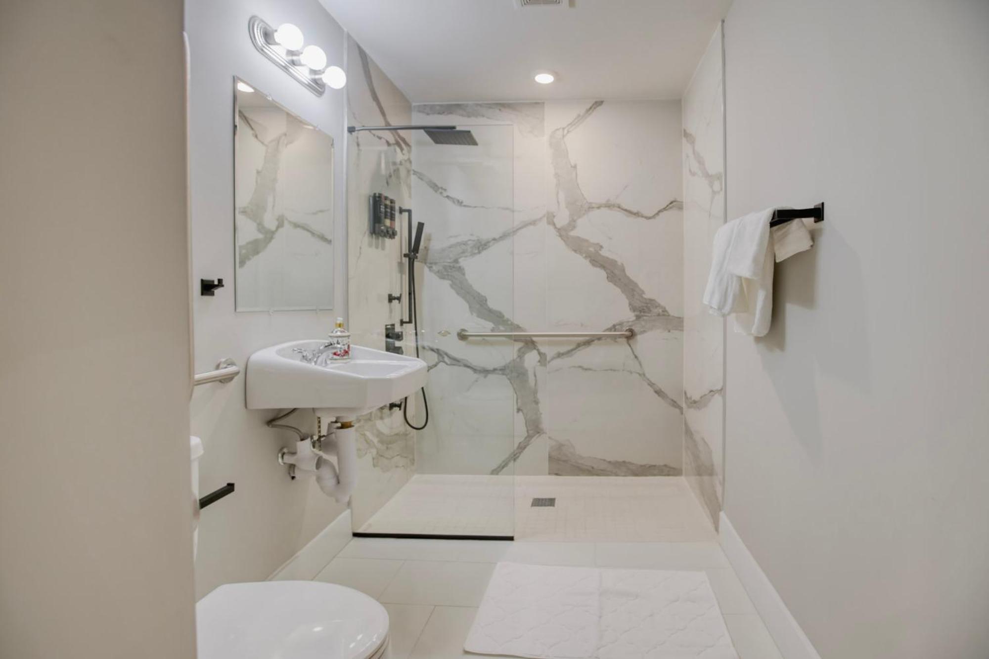 Hotel One Sky Loft *